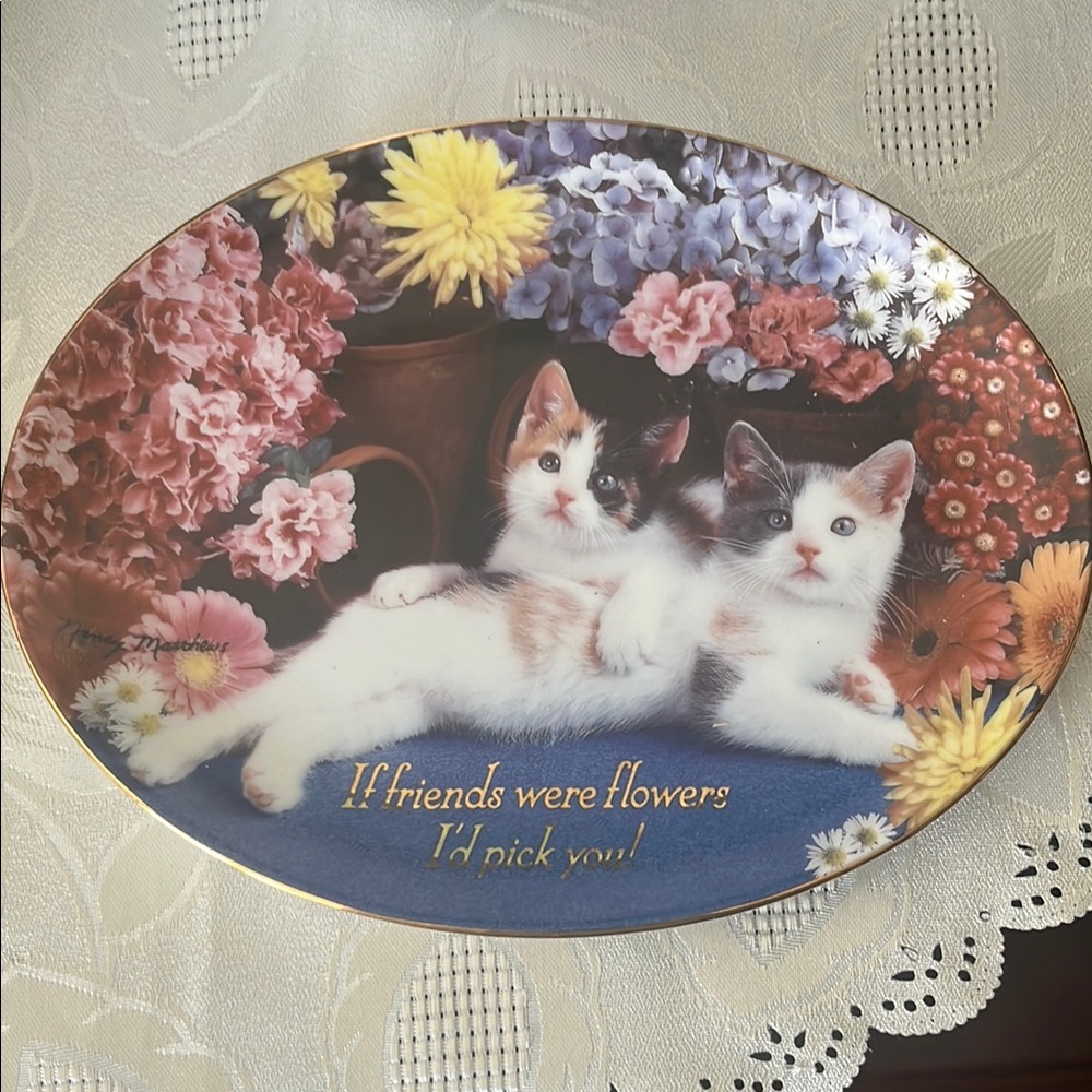 Floral Cat Decorative Plate